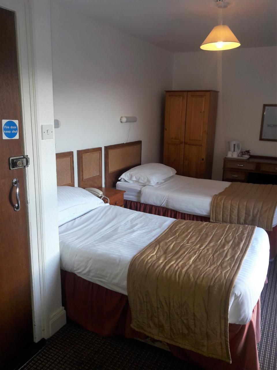 Avoca Hotel Нюкасъл Екстериор снимка