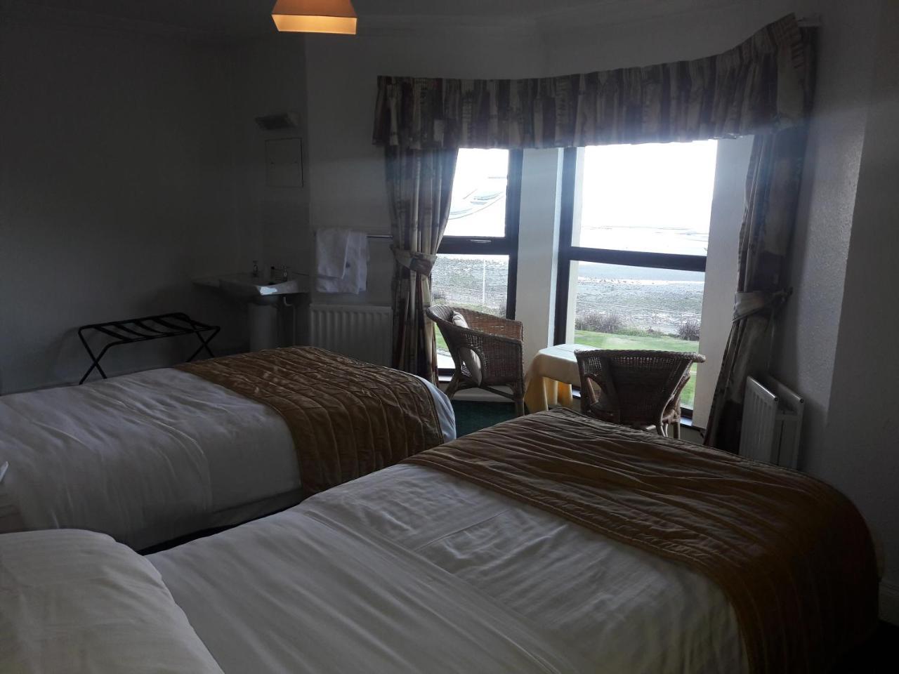 Avoca Hotel Нюкасъл Екстериор снимка