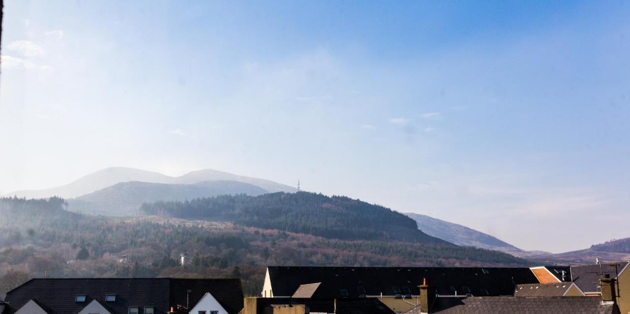 Avoca Hotel Нюкасъл Екстериор снимка