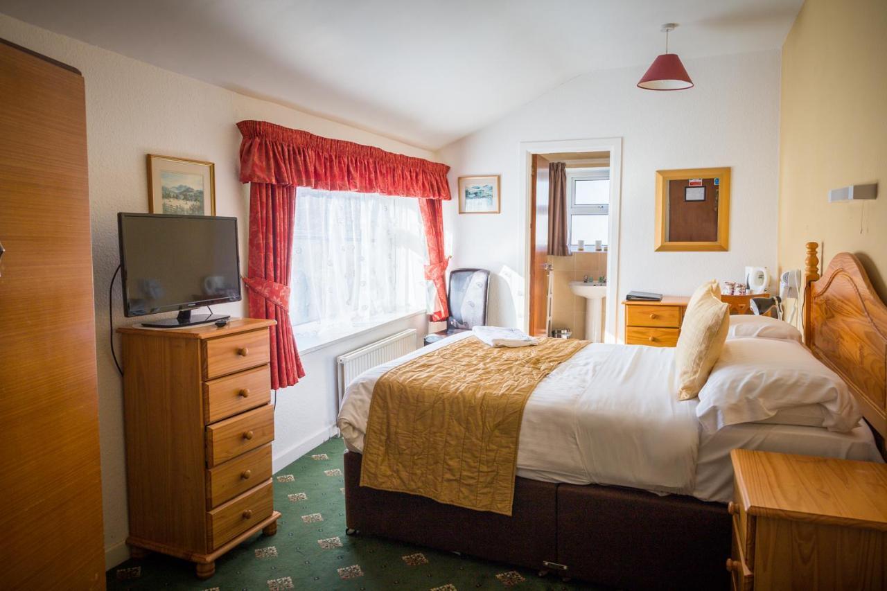 Avoca Hotel Нюкасъл Екстериор снимка